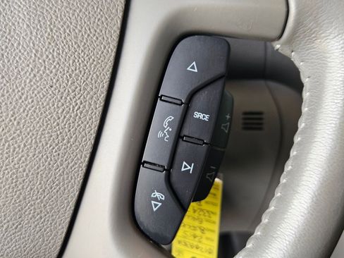 Used 2015 Buick Enclave Leather AWD/4WD image 12