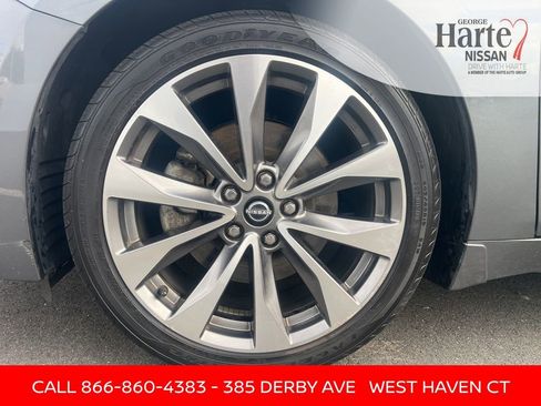 Certified 2023 Nissan Maxima Platinum w/ Sport Mat Group image 38