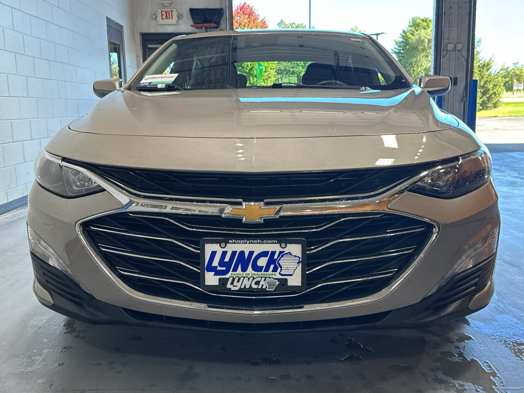 Used 2025 Chevrolet Malibu LT FWD image 8