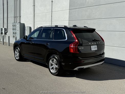 Used 2017 Volvo XC90 T5 Momentum w/ Vision Package image 4