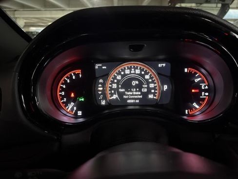 Used 2025 Dodge Durango GT AWD/4WD image 7