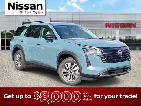 New 2026 Nissan Pathfinder SL FWD image 1