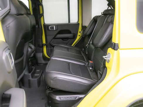 Used 2023 Jeep Wrangler Unlimited Sahara w/ Cold Weather Group image 29