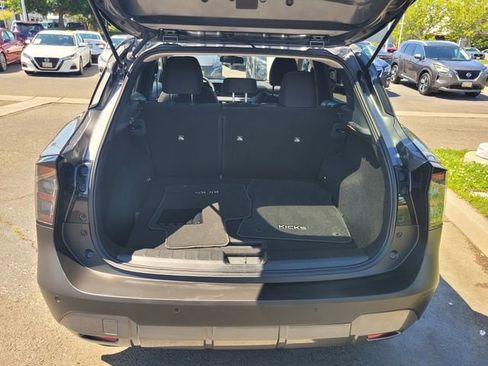 Certified 2025 Nissan Kicks SV FWD image 11