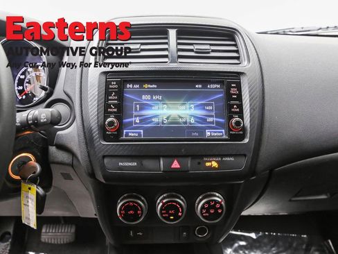 Used 2023 Mitsubishi Outlander Sport ES AWD/4WD image 12