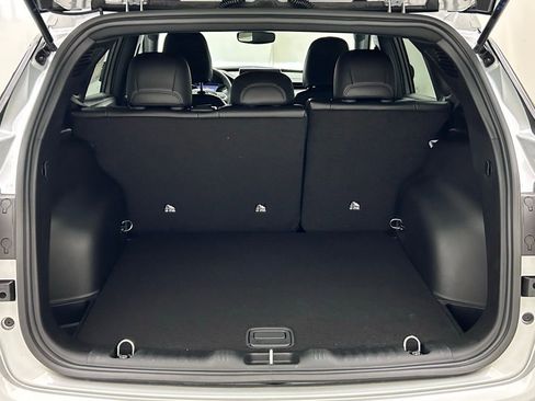 New 2026 Jeep Compass Latitude image 9