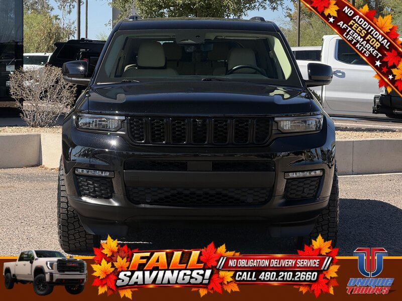 Used 2022 Jeep Grand Cherokee L Limited w/ Luxury Tech Group II AWD/4WD image 2