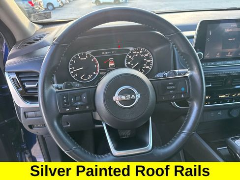 Used 2023 Nissan Rogue SV w/ SV Premium Package image 15