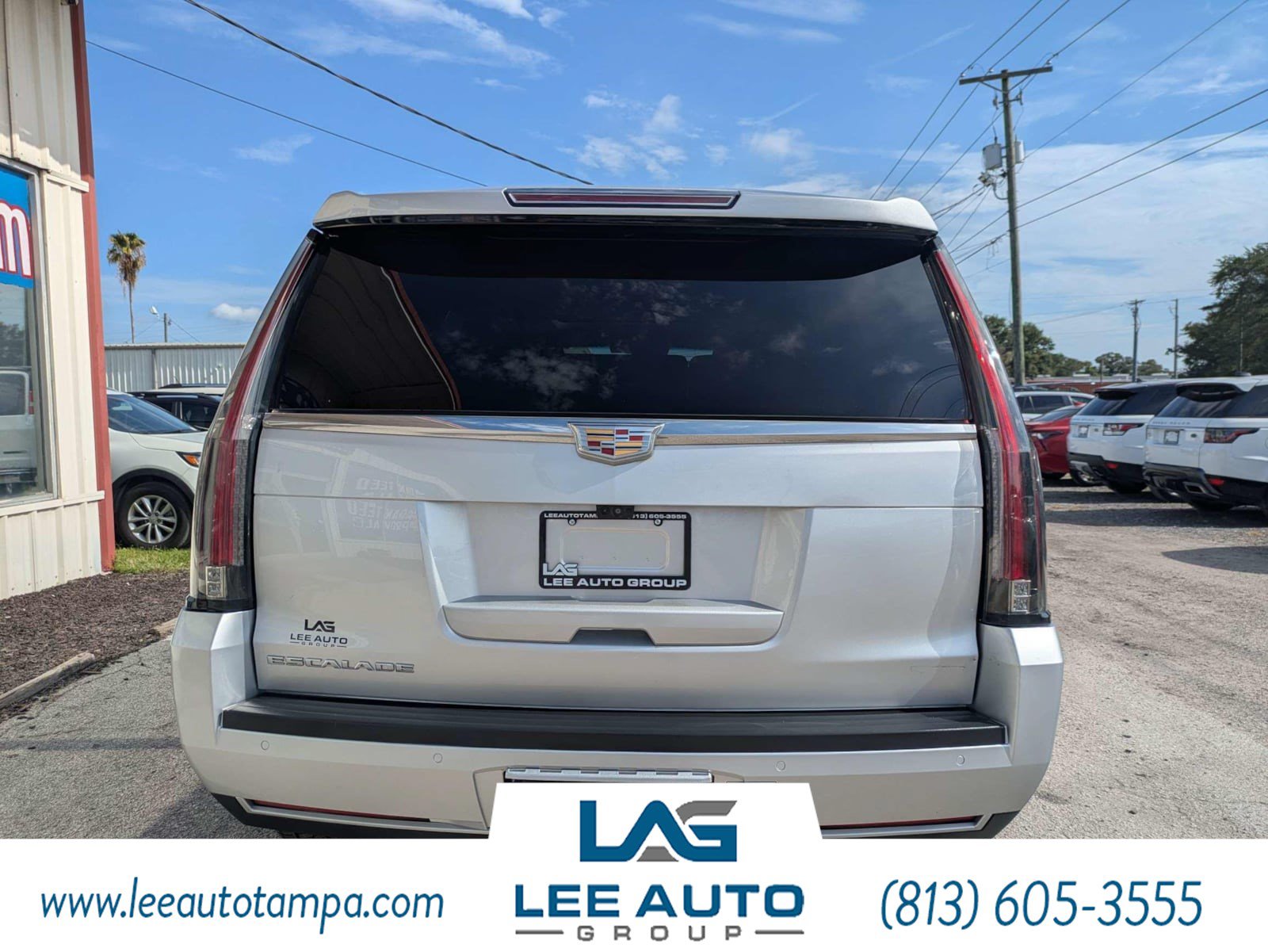 Used 2020 Cadillac Escalade Luxury RWD image 4