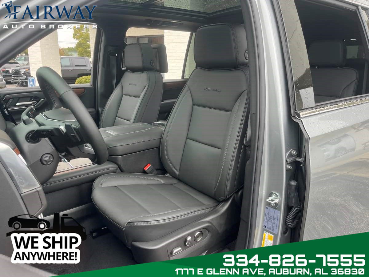 Used 2025 GMC Yukon XL Denali w/ Denali Reserve Package AWD/4WD image 10