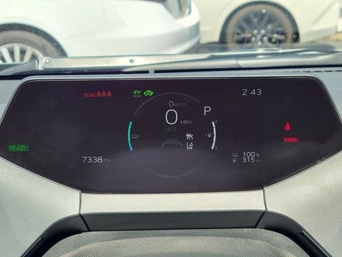Used 2025 Toyota Prius Plug-In Hybrid w/ Limited Premium Package FWD image 8