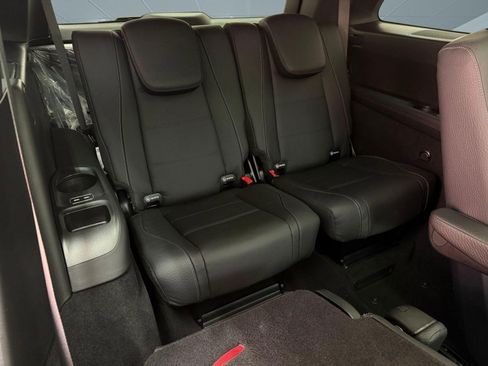New 2026 Mercedes-Benz GLS 580 4MATIC image 26