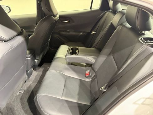 Used 2025 Toyota Prius XLE AWD/4WD image 18