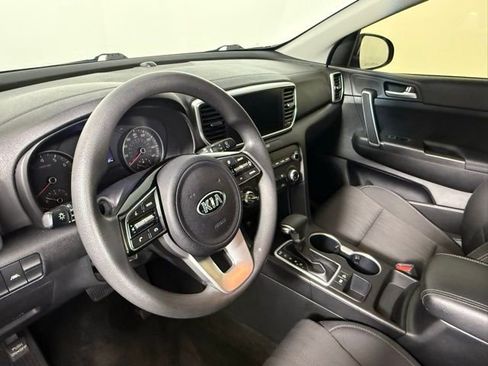 Used 2022 Kia Sportage LX image 15