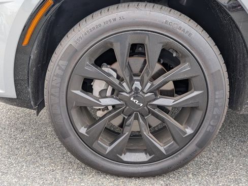 Used 2023 Kia Sorento SX image 13