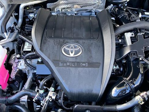 Certified 2024 Toyota Grand Highlander Limited image 32