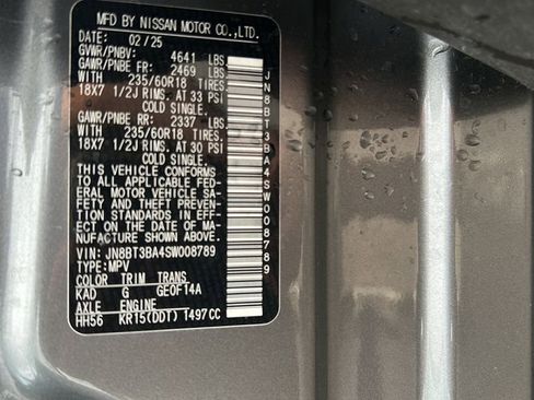 Used 2025 Nissan Rogue SV w/ SV Premium Package image 27