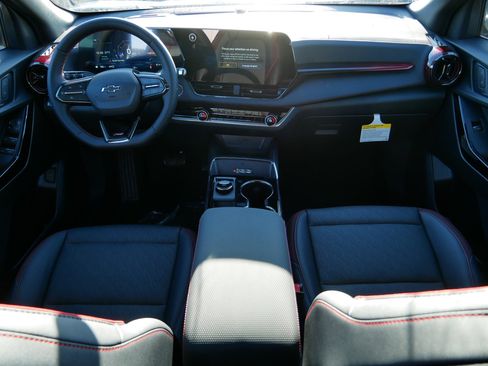 New 2026 Chevrolet Equinox RS w/ LPO, Floor Liner Package image 6