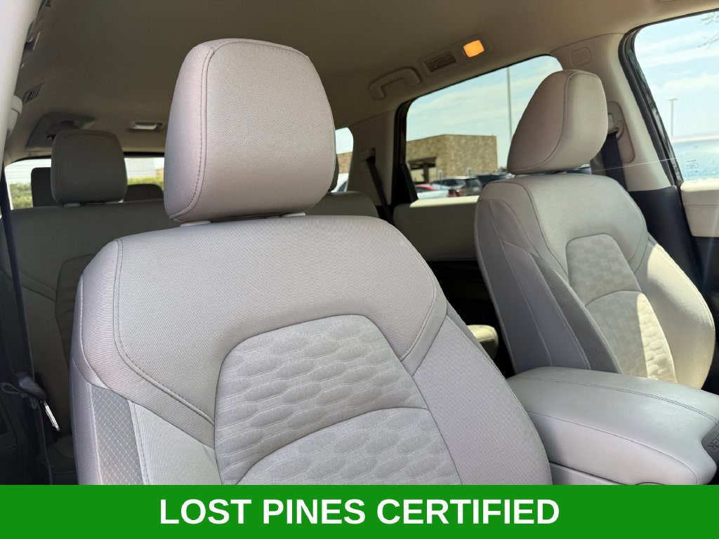 Used 2024 Nissan Pathfinder SV FWD image 27
