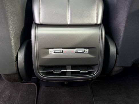 Certified 2024 Lincoln Nautilus Reserve w/ Equipment Group 202A image 21