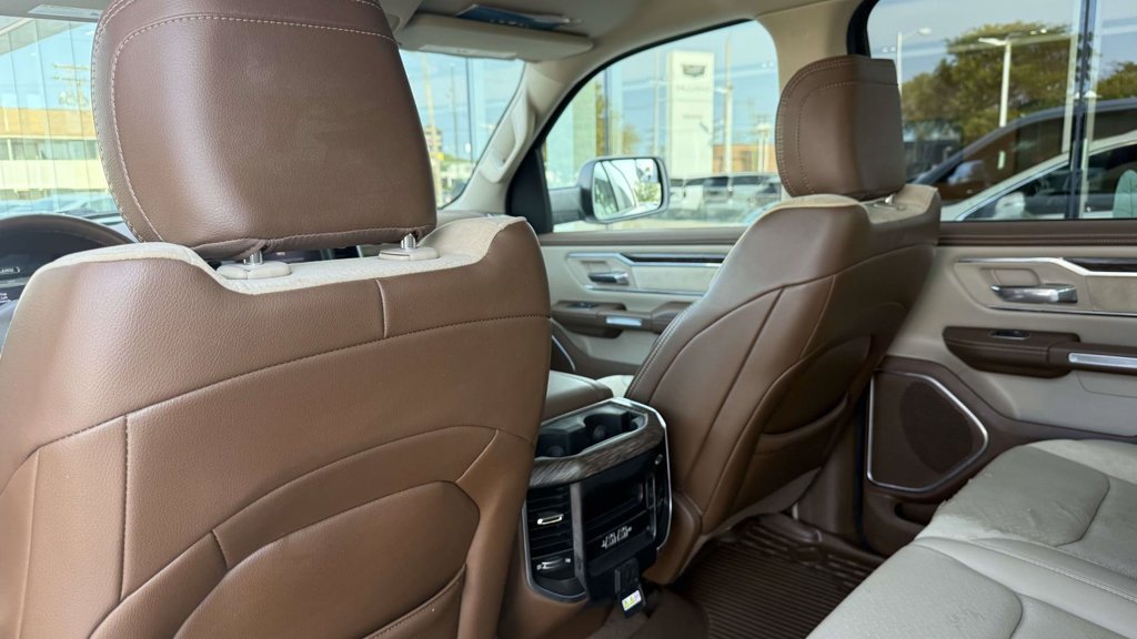 Used 2019 RAM 1500 Laramie AWD/4WD image 57