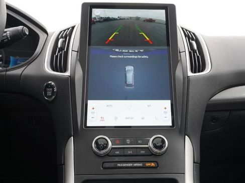 Certified 2024 Ford Edge SEL w/ Convenience Package image 16