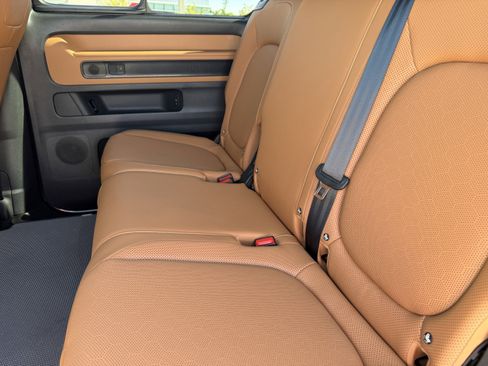 New 2025 Volkswagen ID. Buzz Pro S image 17