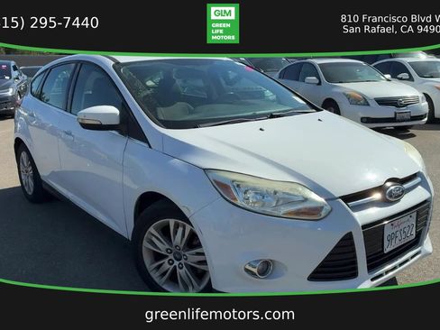 Used 2012 Ford Focus SEL FWD image 2