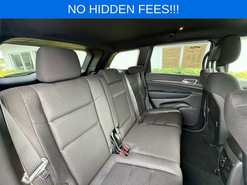 Used 2021 Jeep Grand Cherokee Laredo RWD image 31