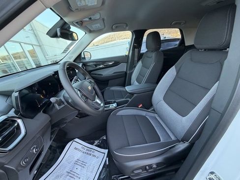 New 2026 Chevrolet TrailBlazer LT w/ Convenience Package image 32