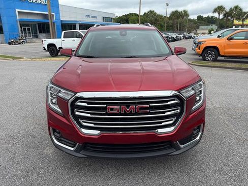 Used 2023 GMC Terrain SLT w/ Infotainment Package II AWD/4WD image 8