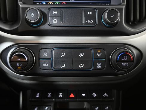 Used 2022 Chevrolet Colorado ZR2 AWD/4WD image 30