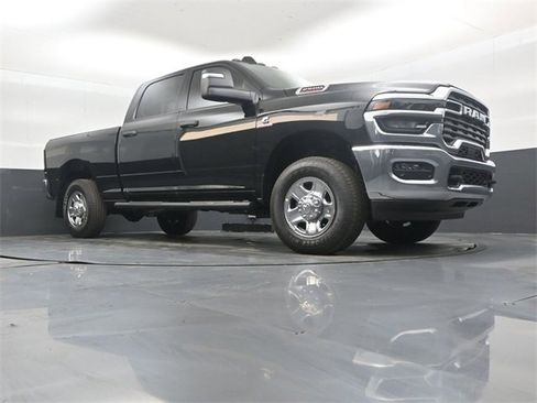 New 2026 RAM 2500 Tradesman image 37