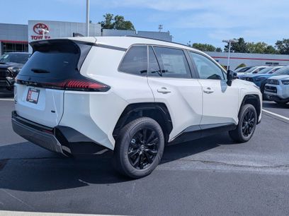New 2026 Toyota RAV4 SE w/ Convenience Package