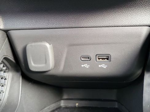 New 2025 Chevrolet TrailBlazer ACTIV w/ Convenience Package FWD image 29