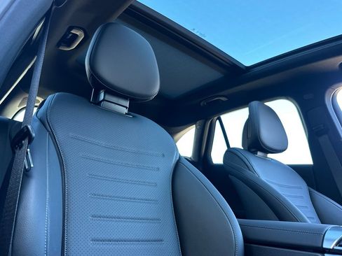 New 2026 Mercedes-Benz GLC 300 image 33