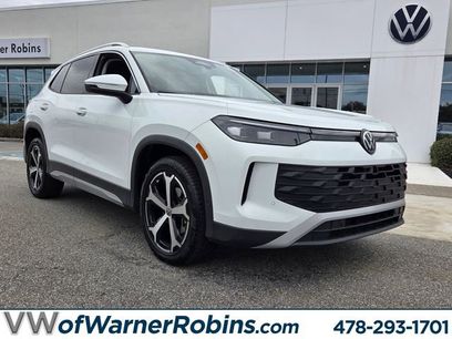 Used 2025 Volkswagen Tiguan SE