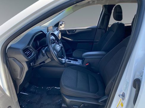 Used 2024 Ford Escape Active FWD image 9