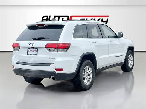Used 2020 Jeep Grand Cherokee Laredo image 7