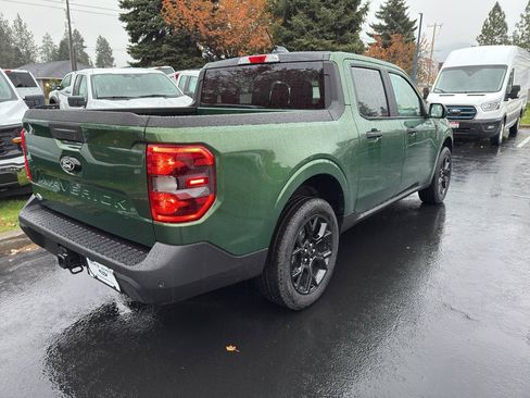 New 2025 Ford Maverick XLT w/ XLT Luxury Package image 4
