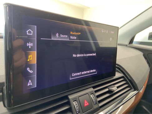 Used 2022 Audi Q5 2.0T Premium image 28