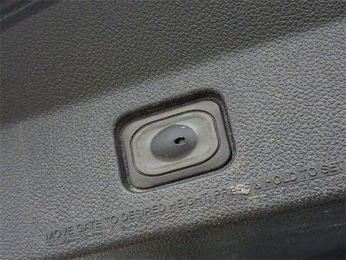 Used 2017 Ford Explorer XLT w/ Equipment Group 202A image 28