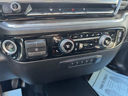 Used 2024 Chevrolet Silverado 2500 LT w/ Convenience Package image 15