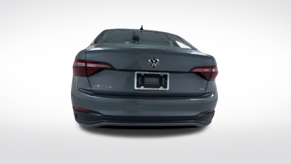 Used 2024 Volkswagen Jetta SE FWD image 7