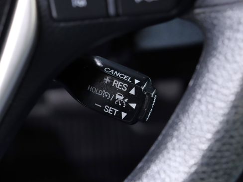 Used 2019 Toyota Corolla LE image 54