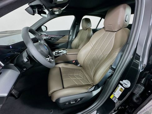 New 2026 BMW i5 eDrive40 w/ M Sport Package image 16