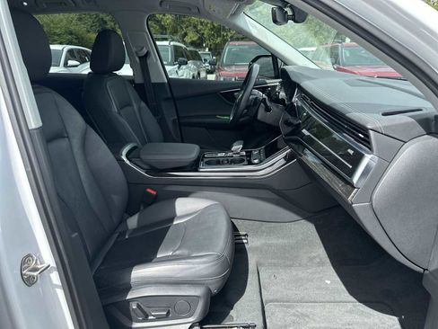 Used 2024 Audi Q7 3.0T Premium Plus image 19