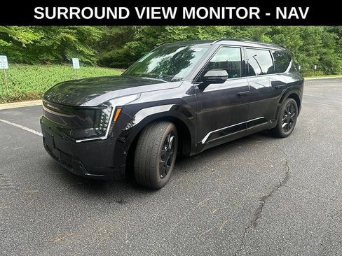 Used 2026 Kia EV9 Land w/ Nightfall Edition Package AWD/4WD image 2