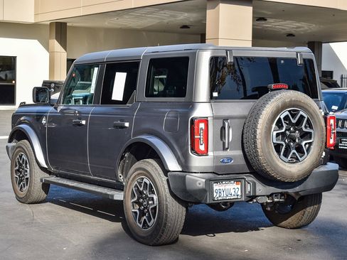 Used 2022 Ford Bronco Outer Banks image 4