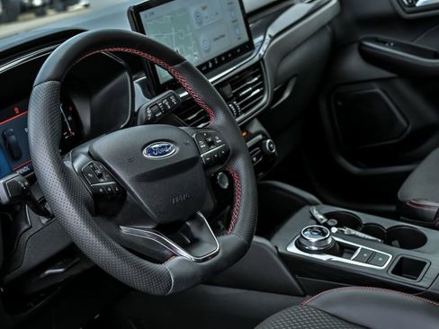 Used 2023 Ford Escape ST-Line w/ Tech Pack #1 image 18